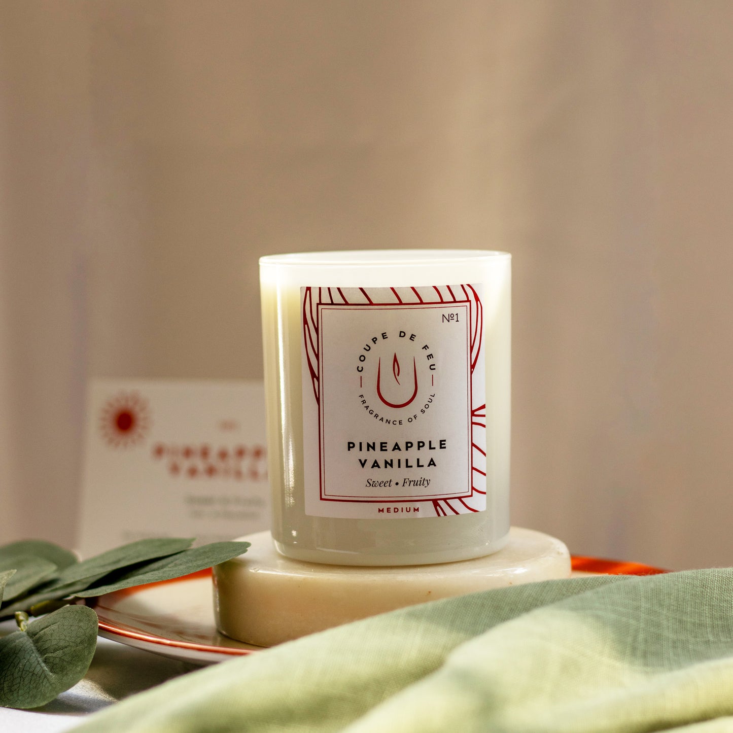 No.1 Pineapple Vanilla Cam Mum Medium